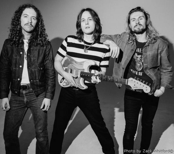 Tyler Bryant and the Shakedown