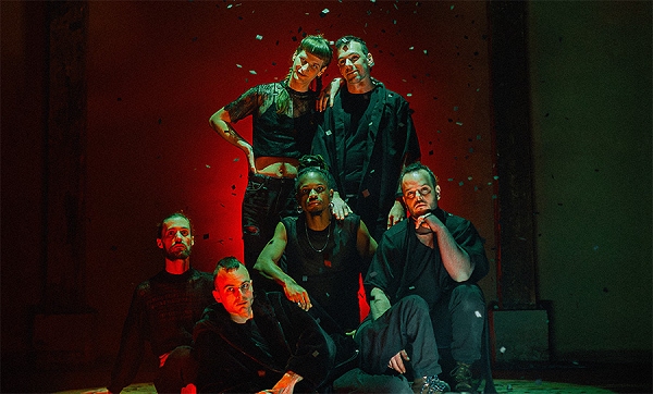 BØL dévoile "Where Glitter Goes", un premier album incandescent