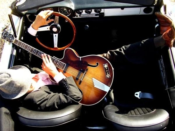 Nik Barrell nous emmène dans le silence de "Lost"