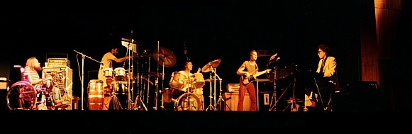 Aera live
